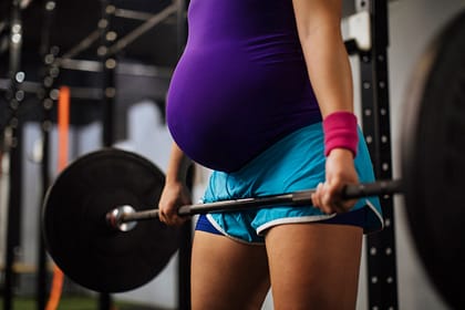 CrossFit durante el embarazo: Todo lo que necesitas saber